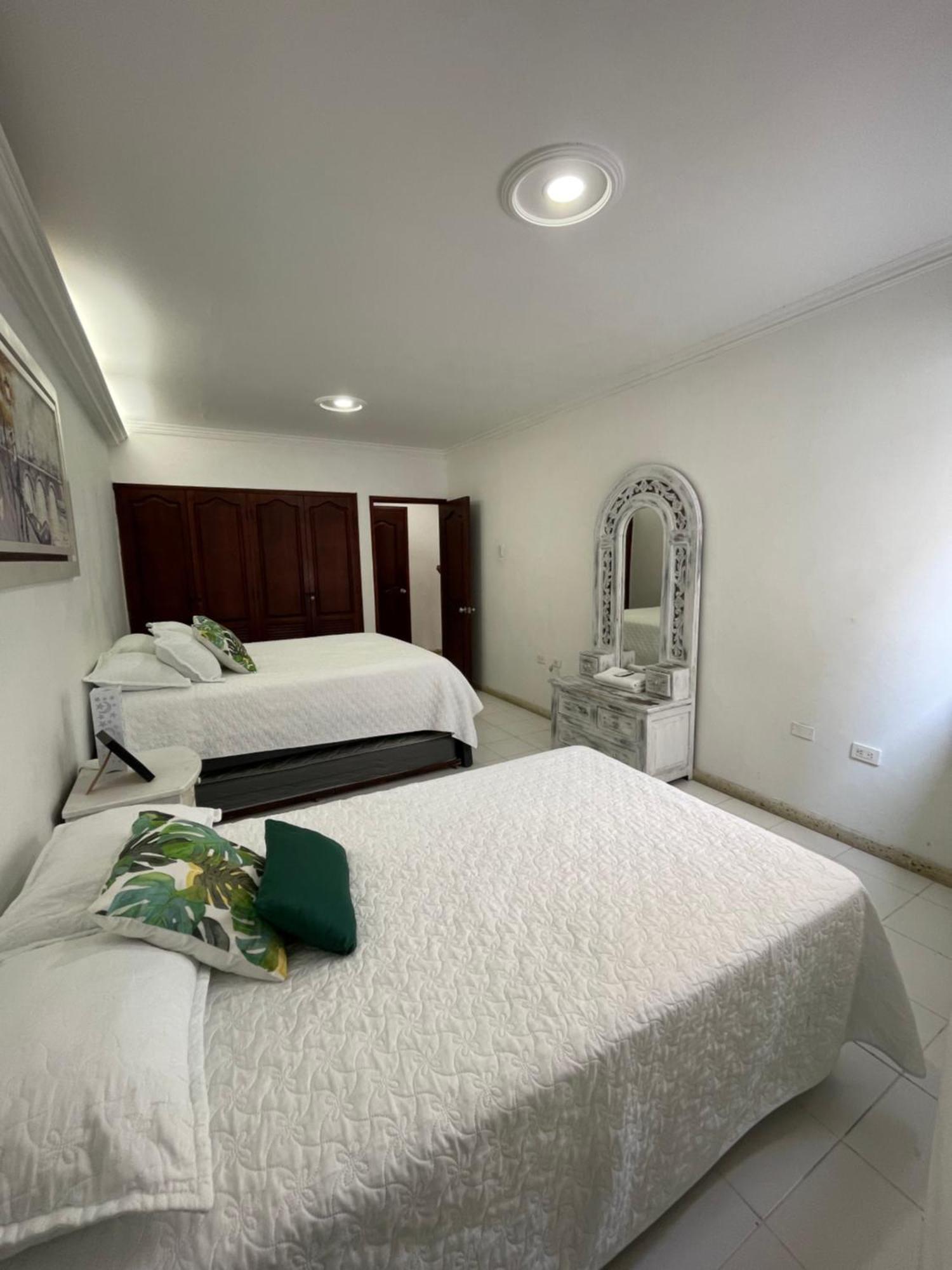 Apartment Two Bedroom In Laguito