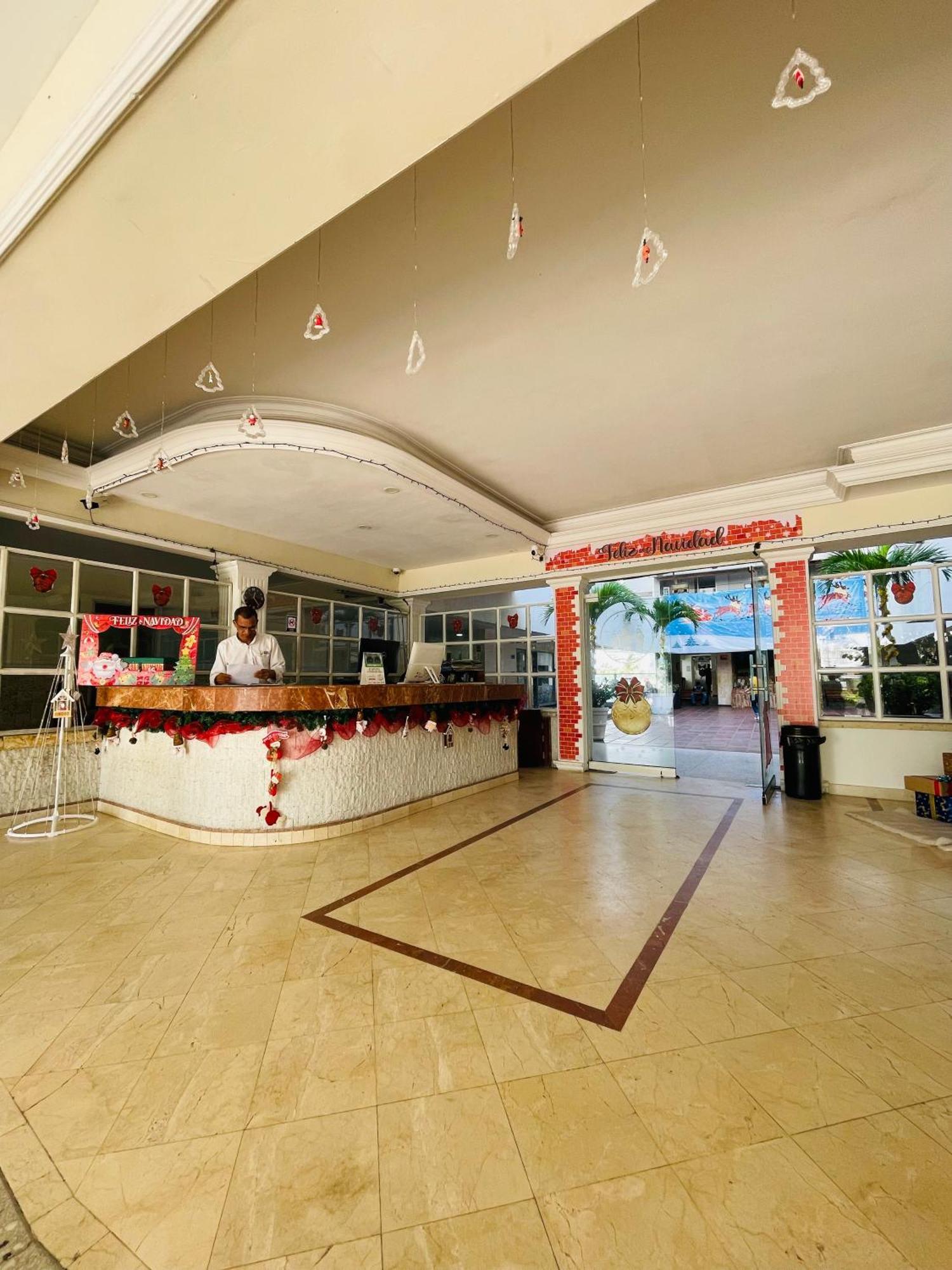 Two Bedroom In Laguito Apartment